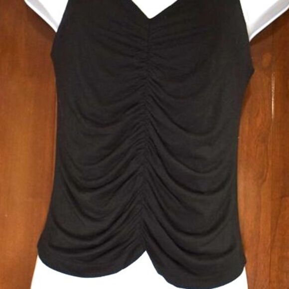 Jac Parker Sleeveless Blouse Size Medium Black Scrunched Tank Top - Picture 2 of 6